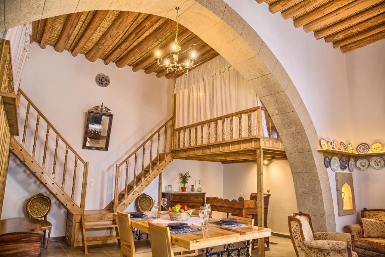 Villa Stone Arch Malona Village Esterno foto