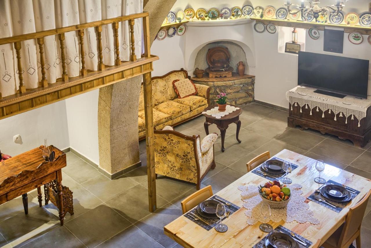 Villa Stone Arch Malona Village Esterno foto